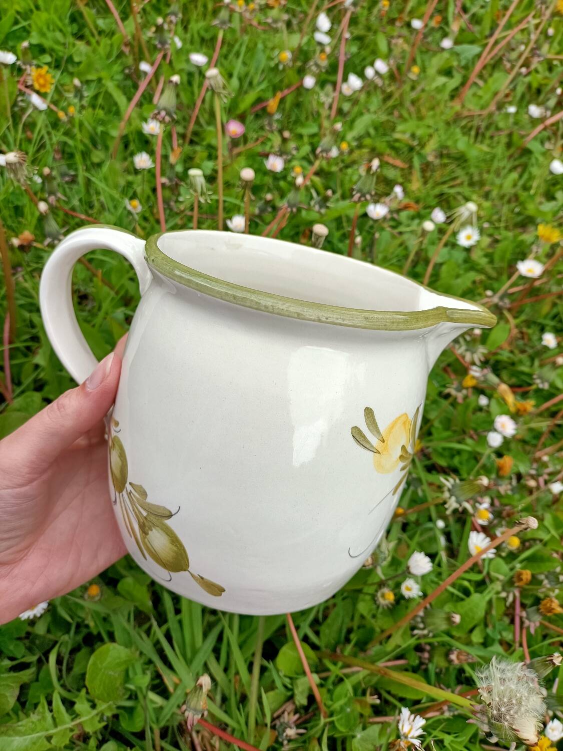 Vintage ceramic flower pitcher - Spring Water -