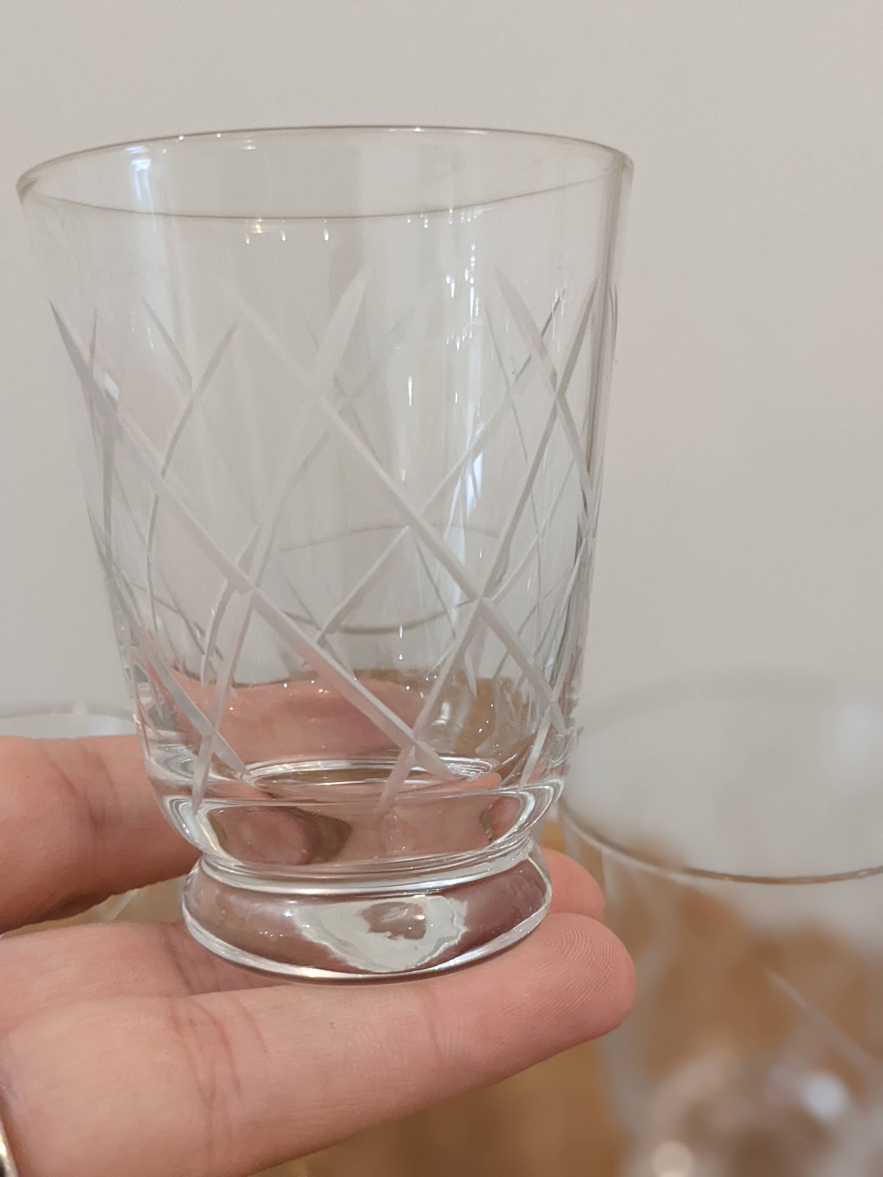 Small cups chiseled in vintage antique crystal