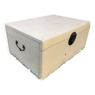 Storage box