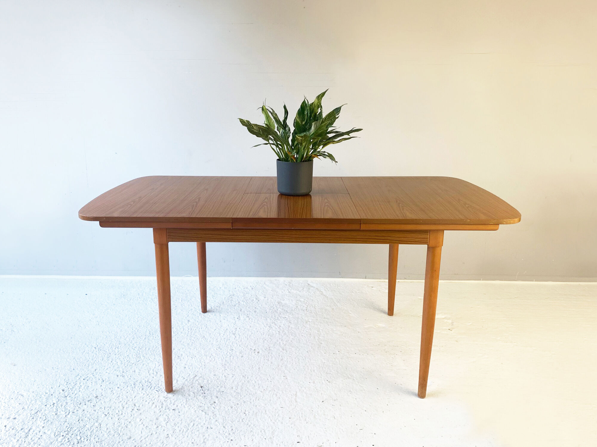 Table à manger extensible du milieu du siècle des années 1970 par Schreiber Furniture