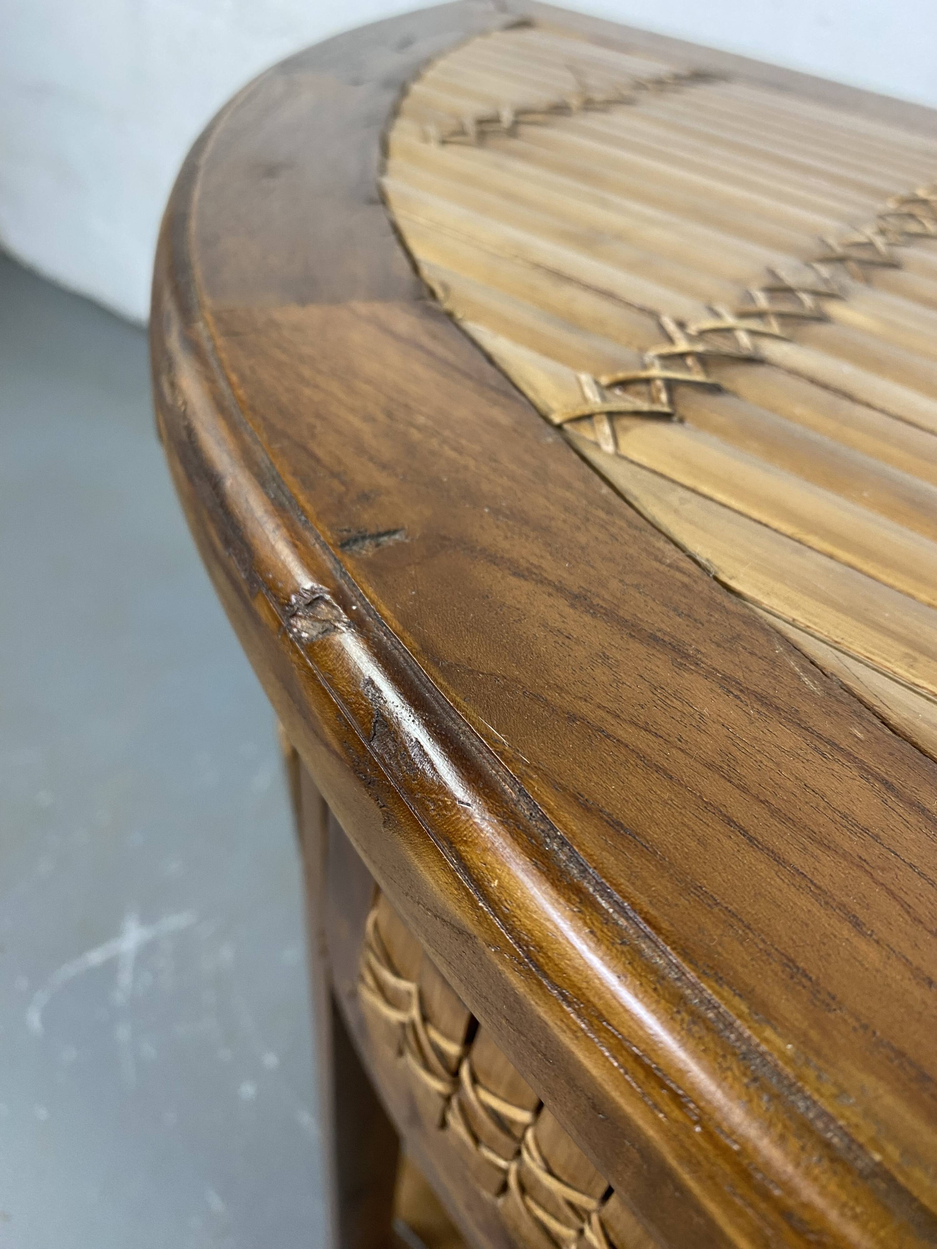 Side table in half-moon wood and bamboo