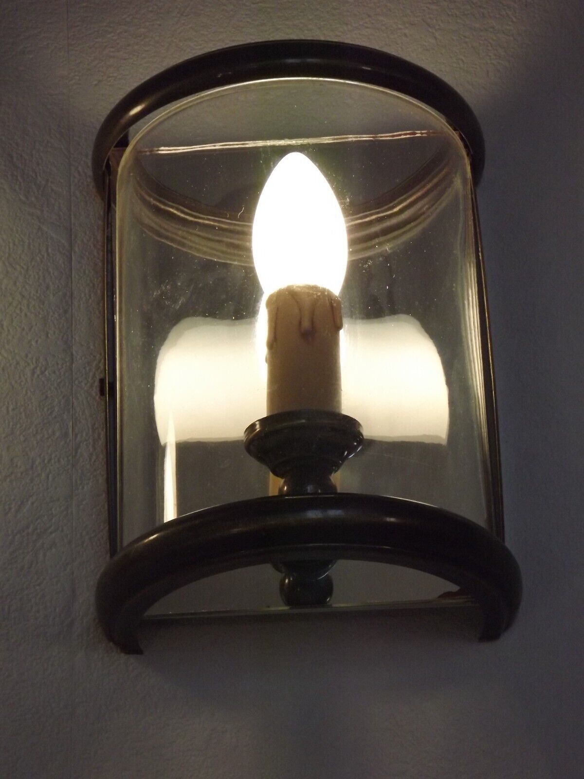 Pair french country brass & curved glass wall lights mirrored back plate 3965