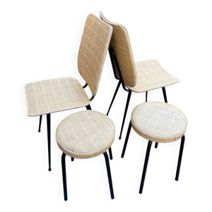 2 chaises et 2 tabouret