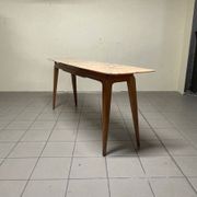 Console from the 1950s with a pink marble top and a cherry wood frame.
