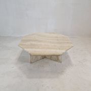 Table basse octogonale italienne en travertin, années 1980.