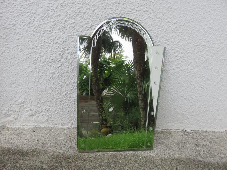 Miroir biseauté, ciselé, Art Deco années 40/50
