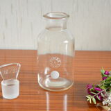 Pyrex brand apothecary pot