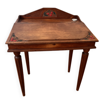 Ancien bureau, secrétaire vintage pour enfant en bois décor cerises
