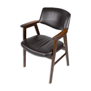 fauteuil en bois de rose et cuir noir design danois