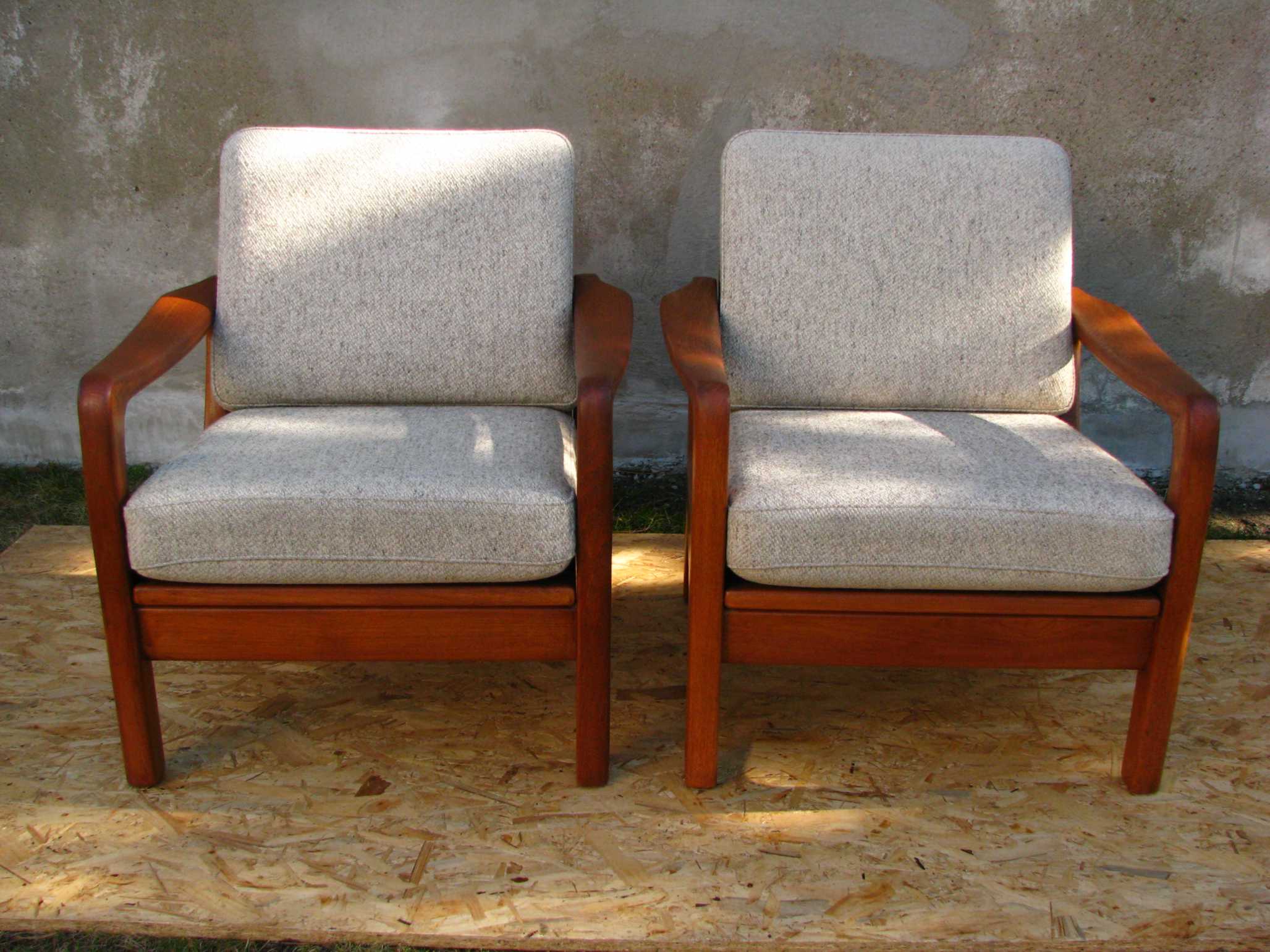 Set of 2 Danish teak lounge chairs by Juul Kristensen 1960