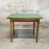 Mado small table