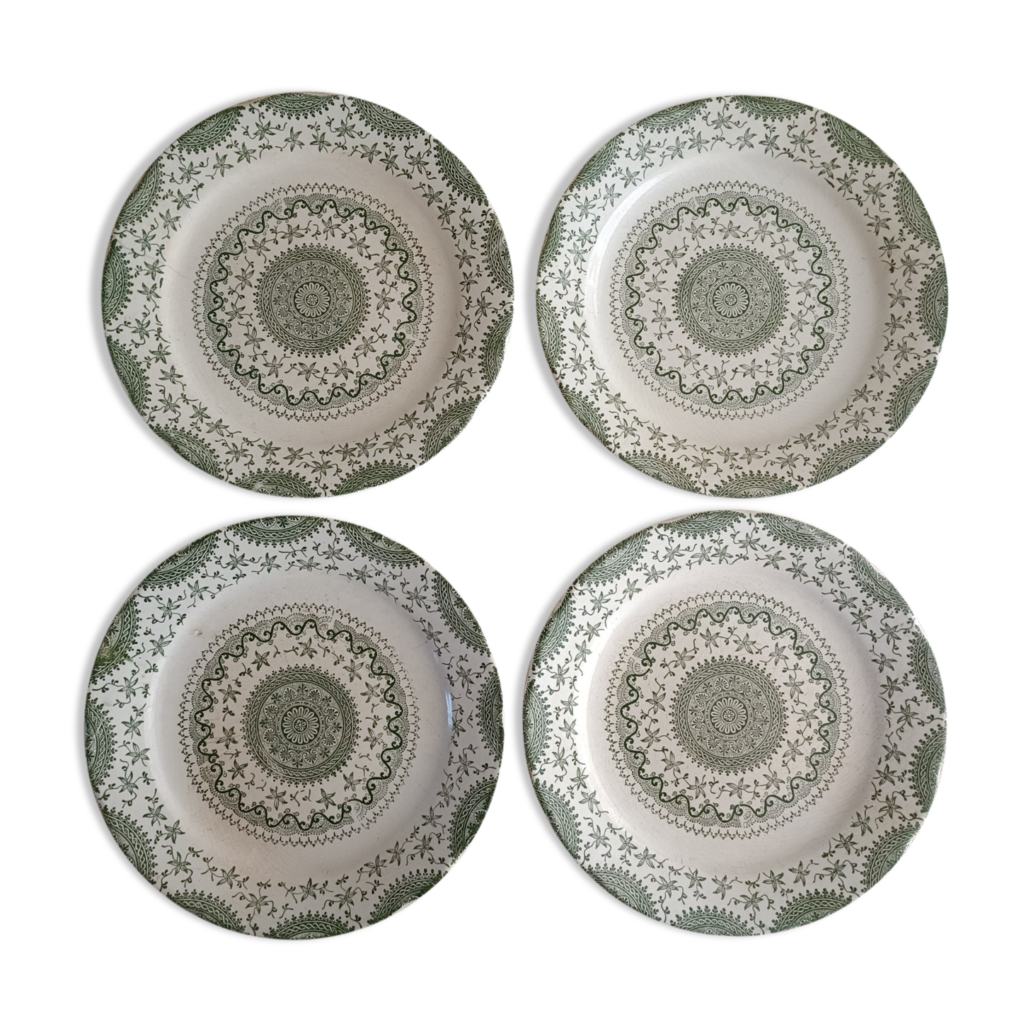 4 plates in English earthenware