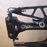 Singer shoemaker/bootmaker sewing machine year 1929/n) series 29k51