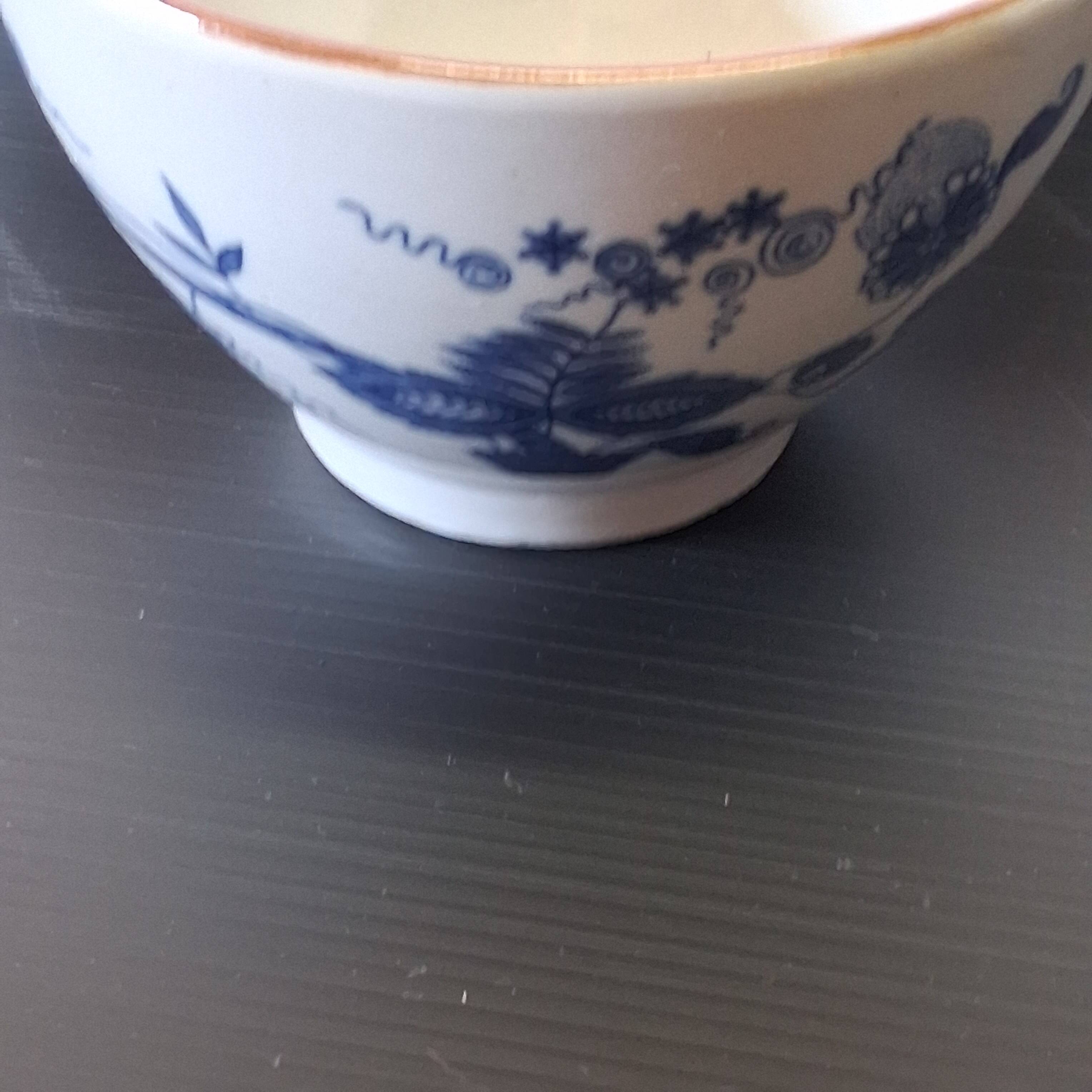 3 ceramic bowls in very good condition with a blue floral design.