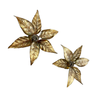 Set of 2 floral brutalist brass metal wall ceiling light by Willy Daro, Belgium 1970s