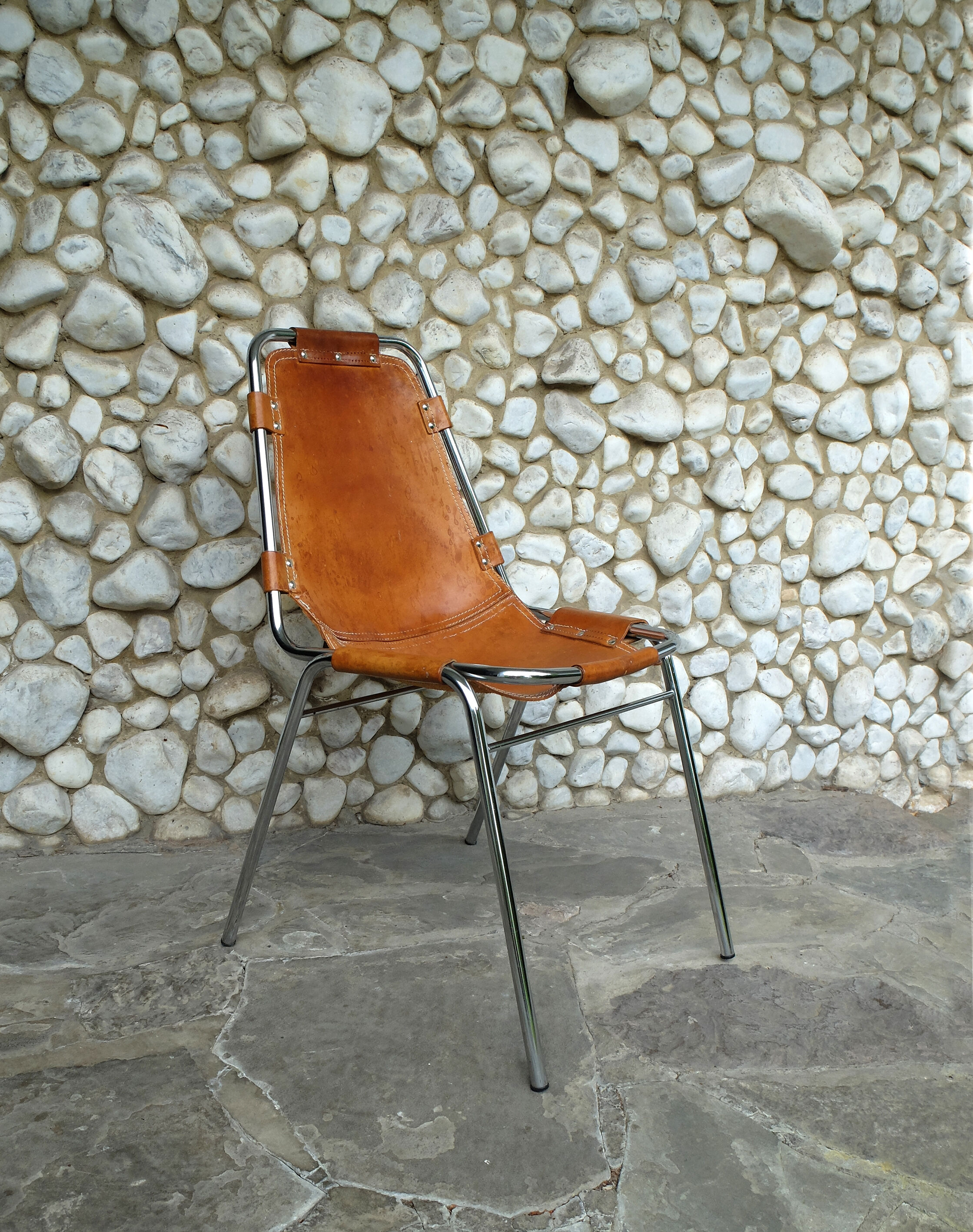 Chaise vintage Les Arcs en cuir, éditée par Dal Vera