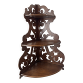 étagère d'angle anceinne en bois ajouré 3 plateaux