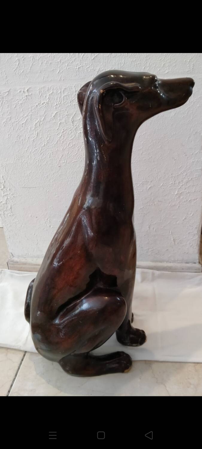 Greyhound statue from the early 20th century