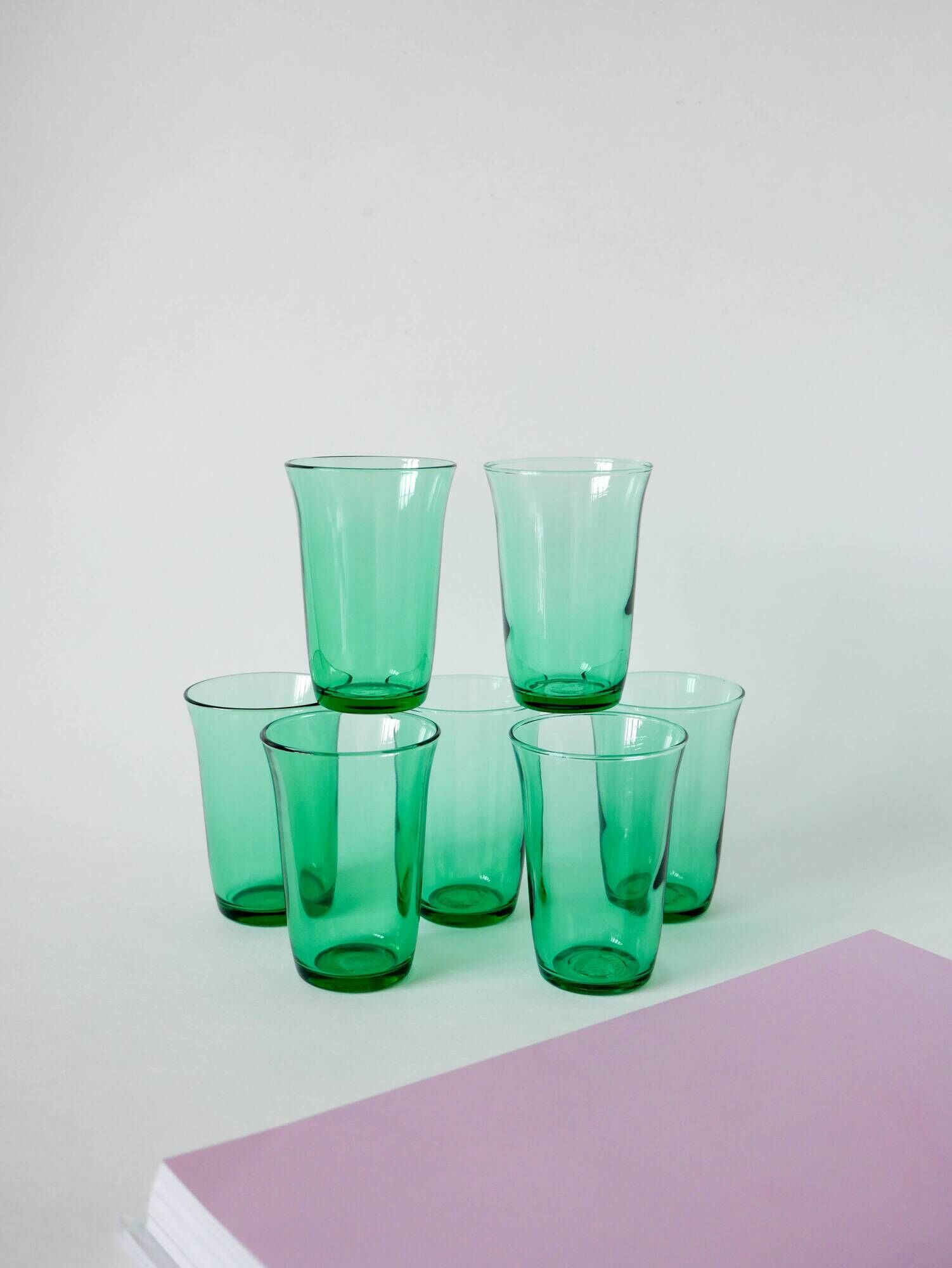 Set of 7 vintage green glass water glasses 1970