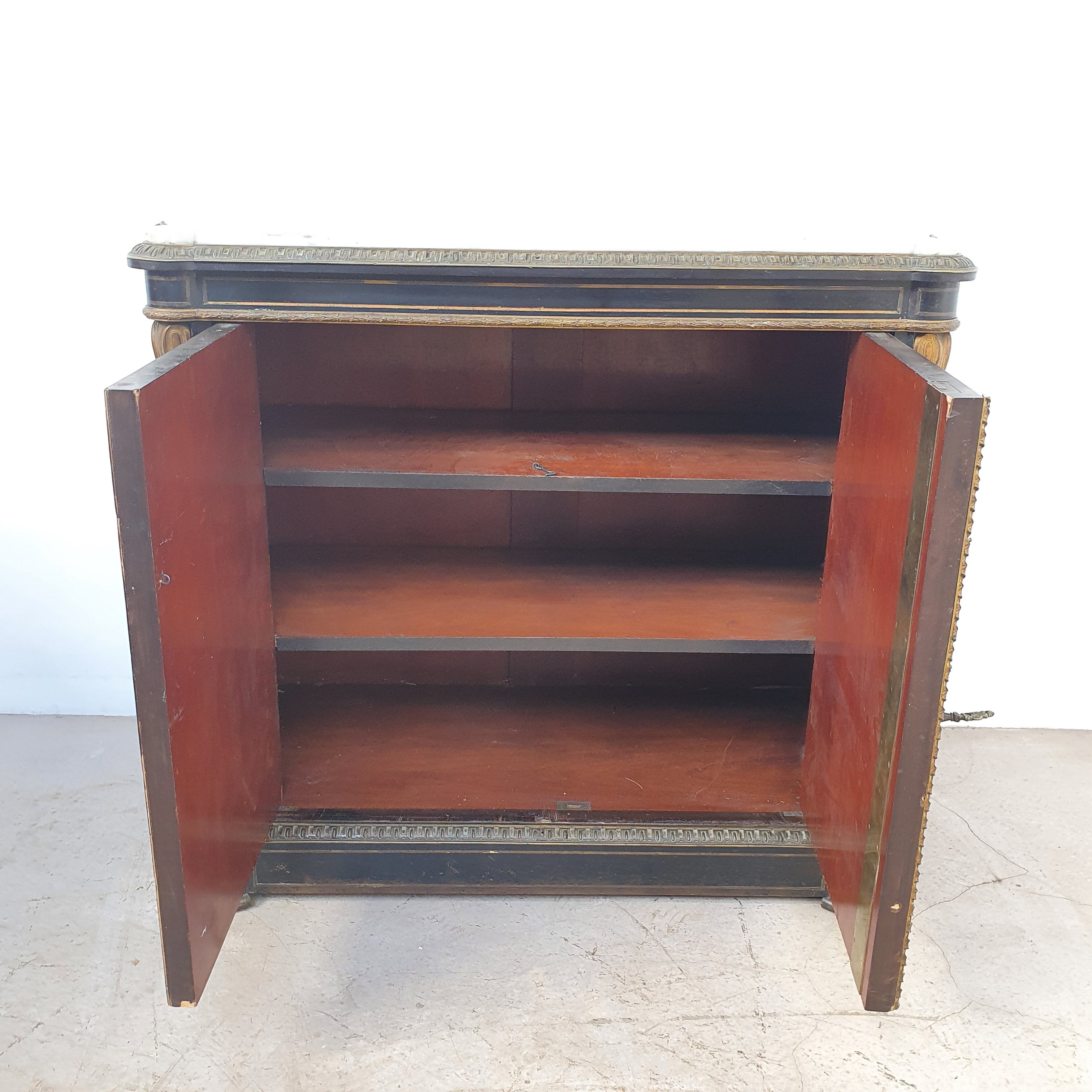 CURVED SIDEBOARD NIII