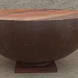 Round coffee table in wood