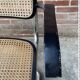 Chaise Cesca B64 avec accoudoirs by Marcel Breuer Design en noir