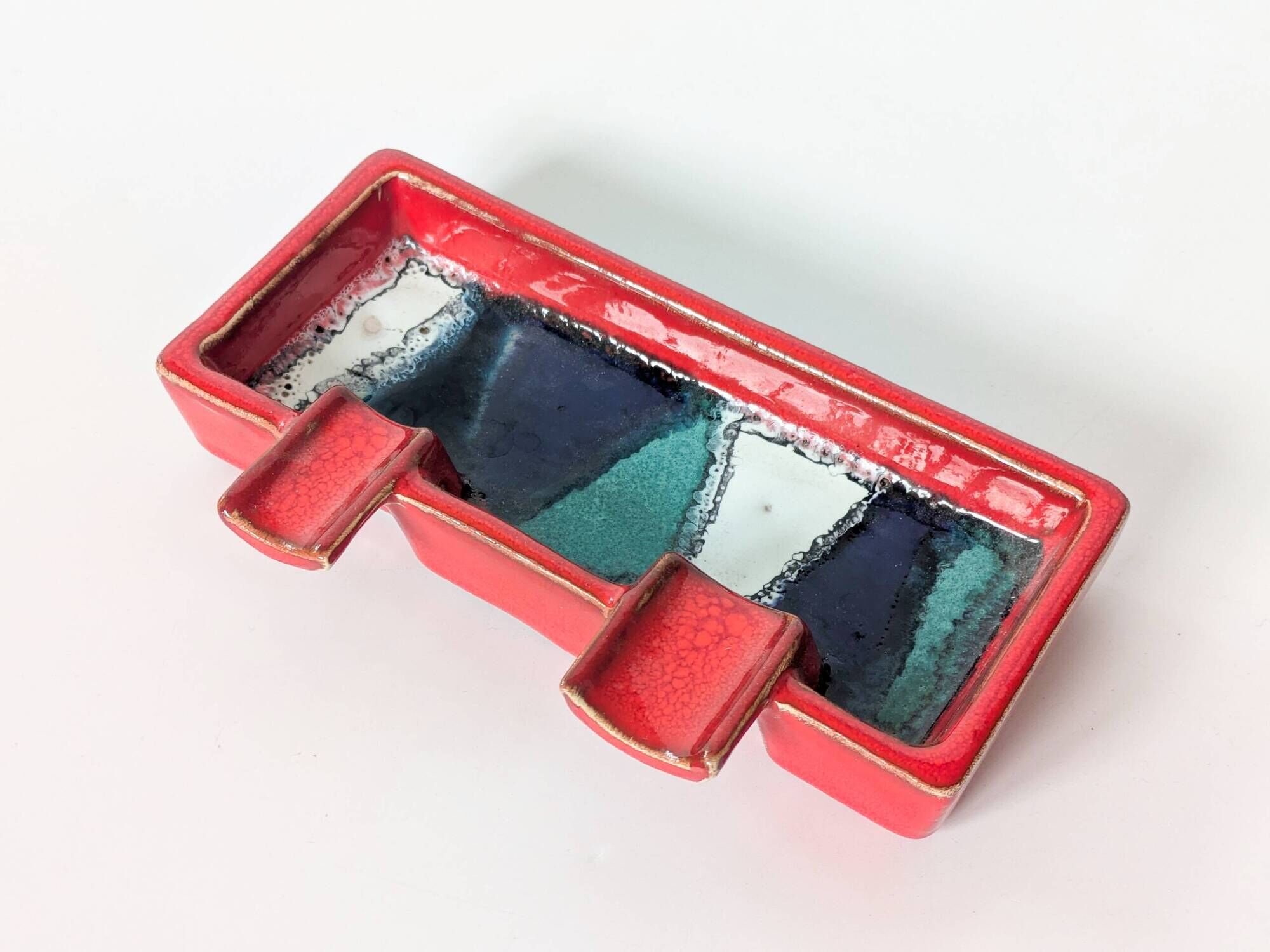 Mid-century ceramic brutalist ashtray catchall fat lava