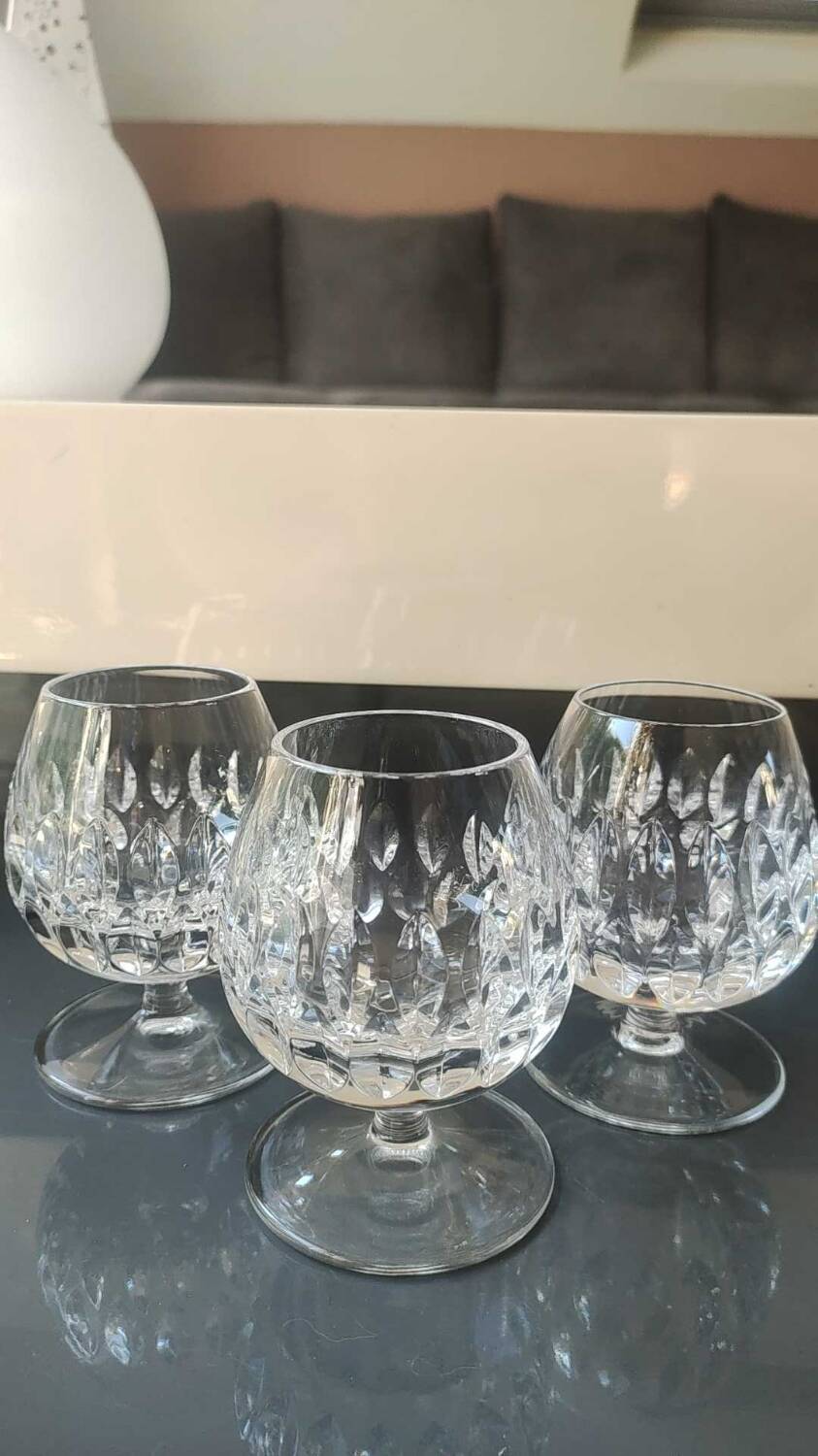 Lot 6 x High quality cut crystal Cognac glasses. Gorham/Althéa model. Double-row scale design
