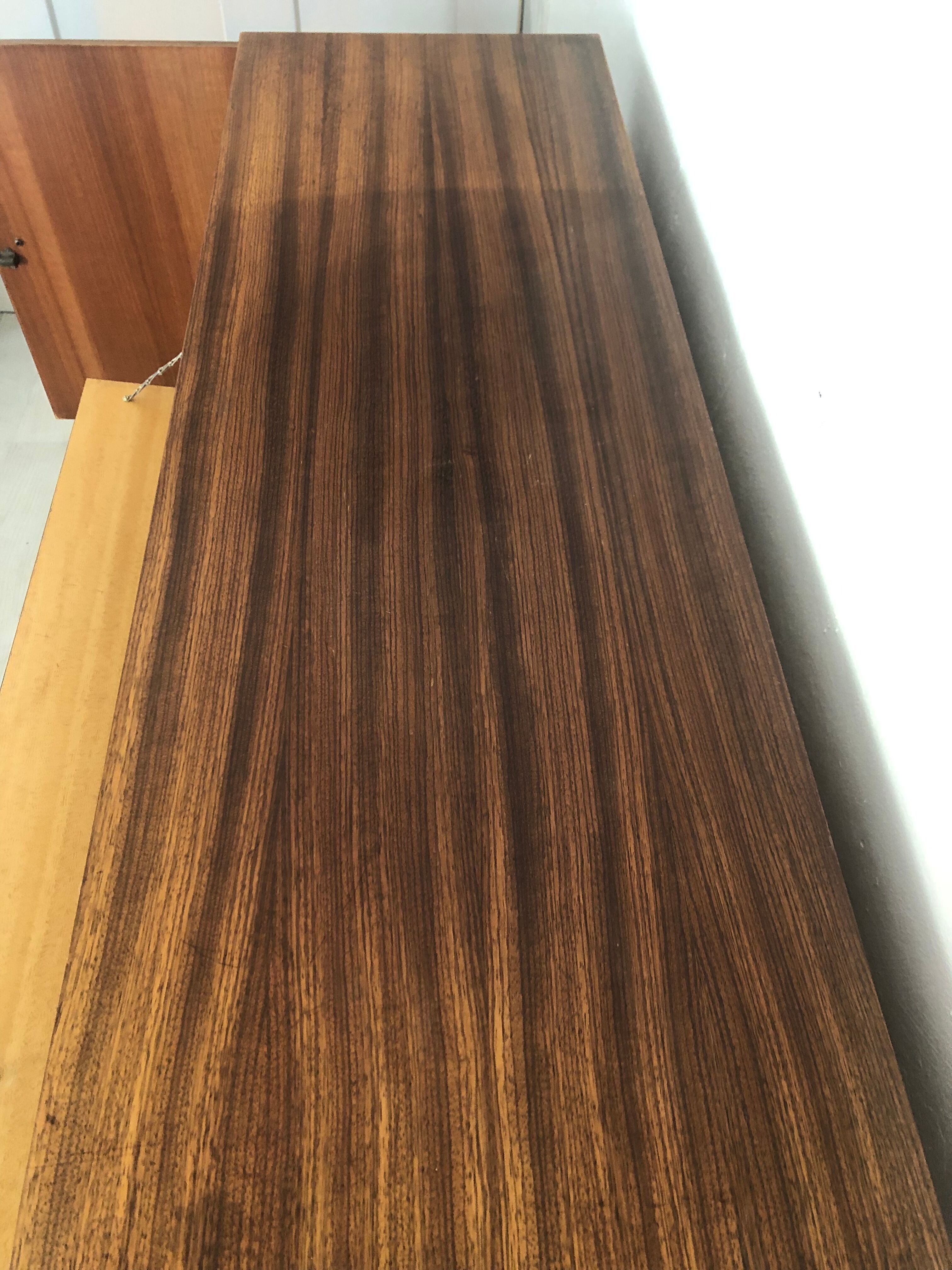 Enfilade wood doors with vintage valves 60s/70s