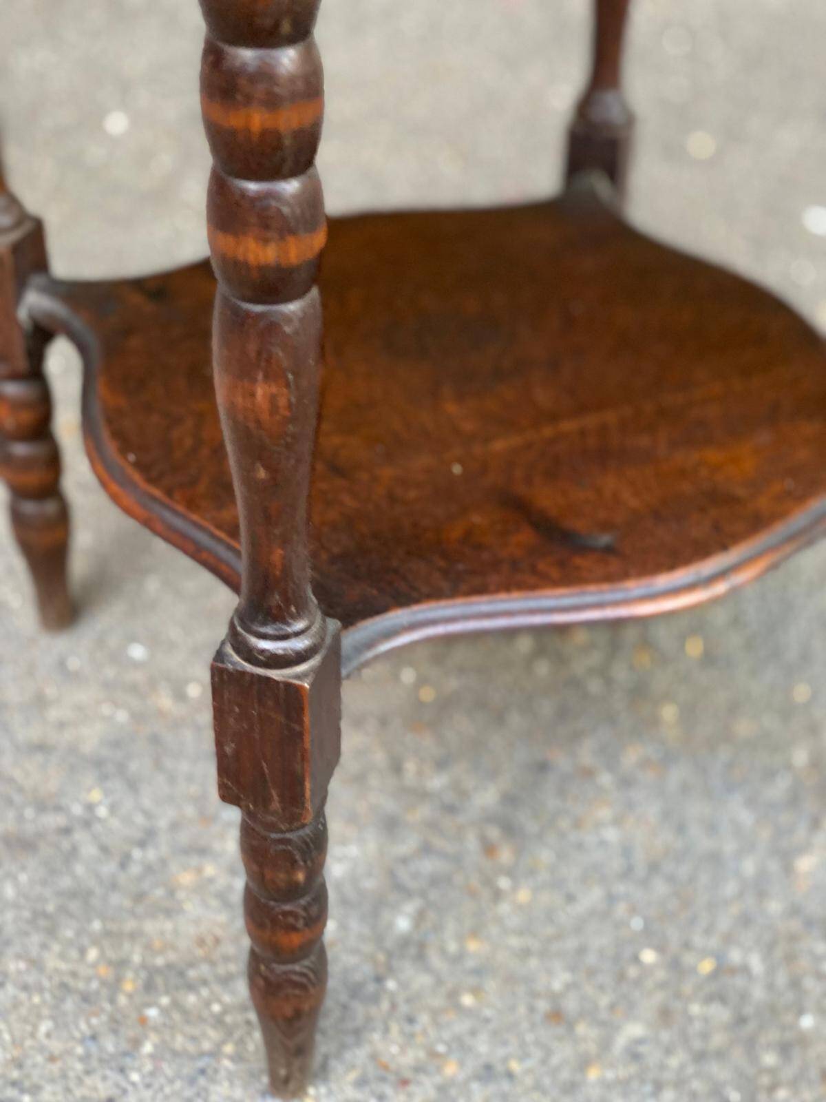 Vintage art deco round shelf in solid wood