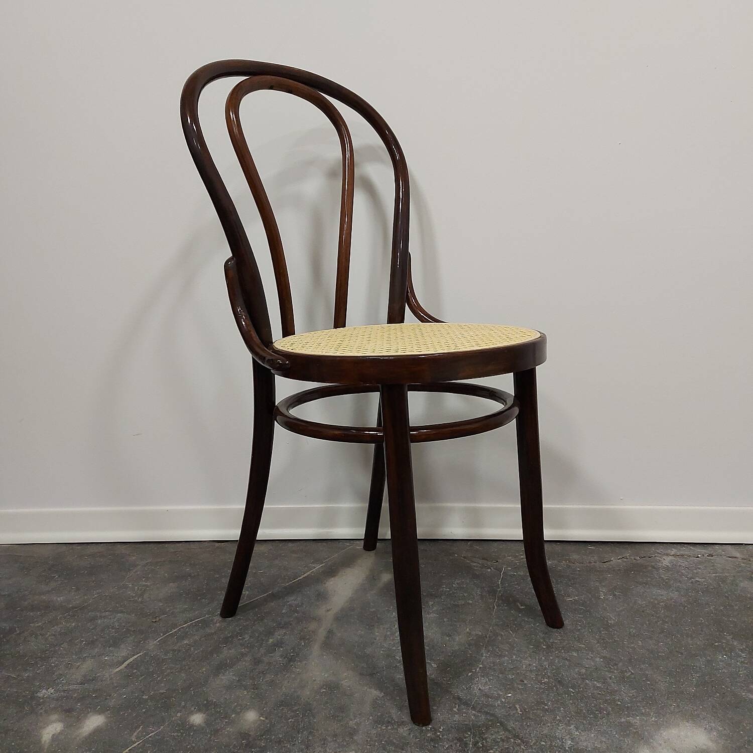 Chaise en bois courbé années 1970