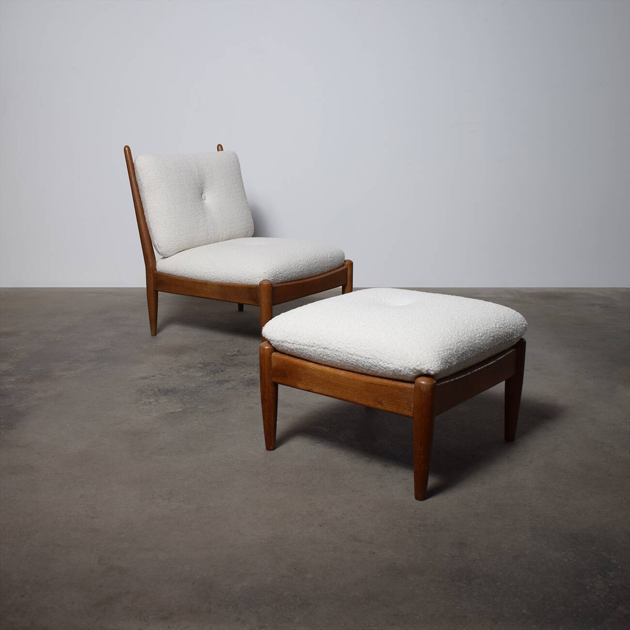 Mid Century Bouclé Lounge Chair, 1960s