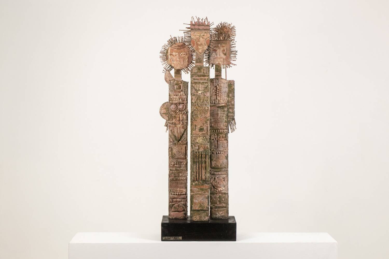 Sculpture double face en bois sculpté Lawrence, 20e siècle