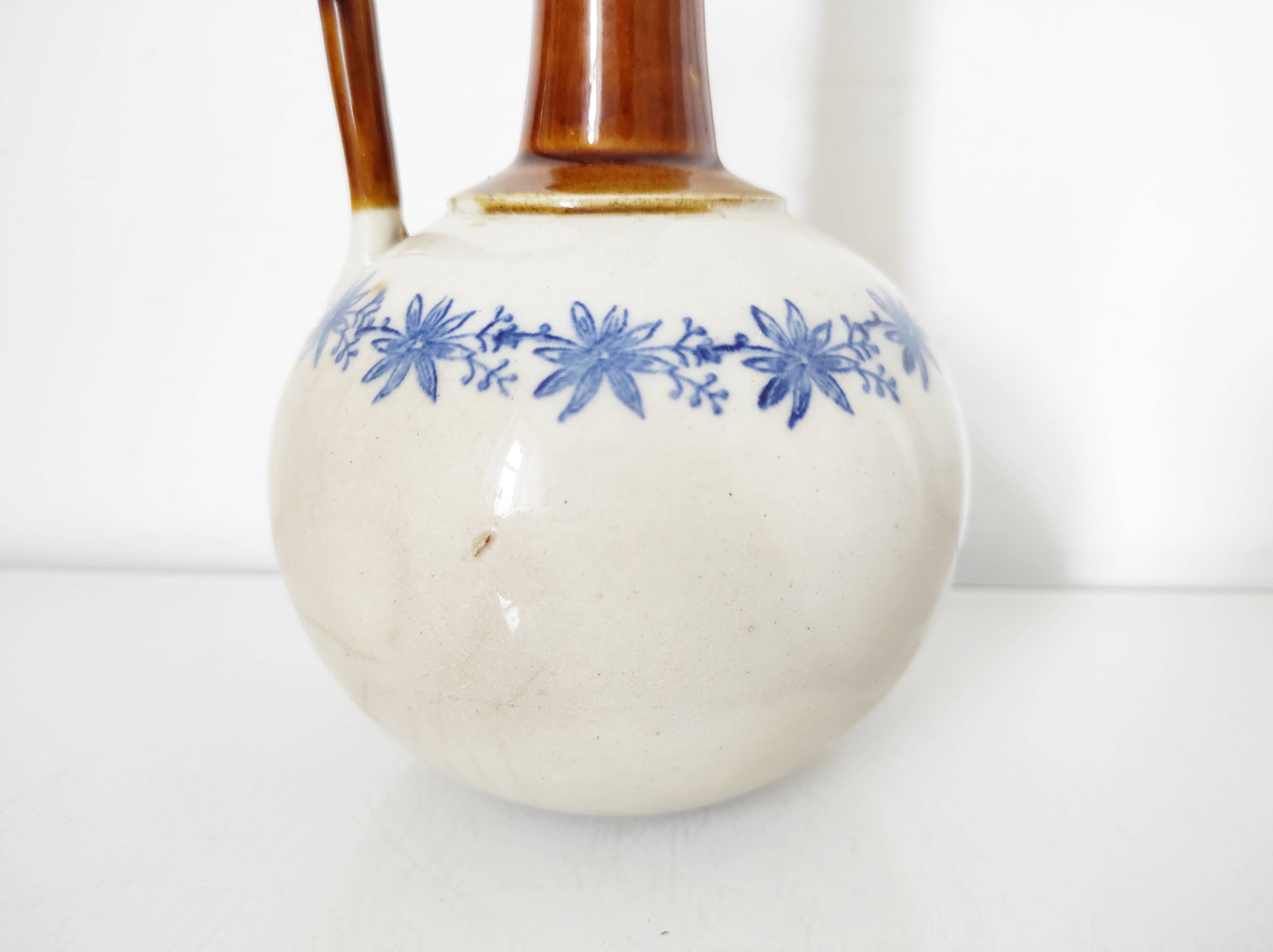 Vase, cruche Saint Uze en faïence "terre d'acier"