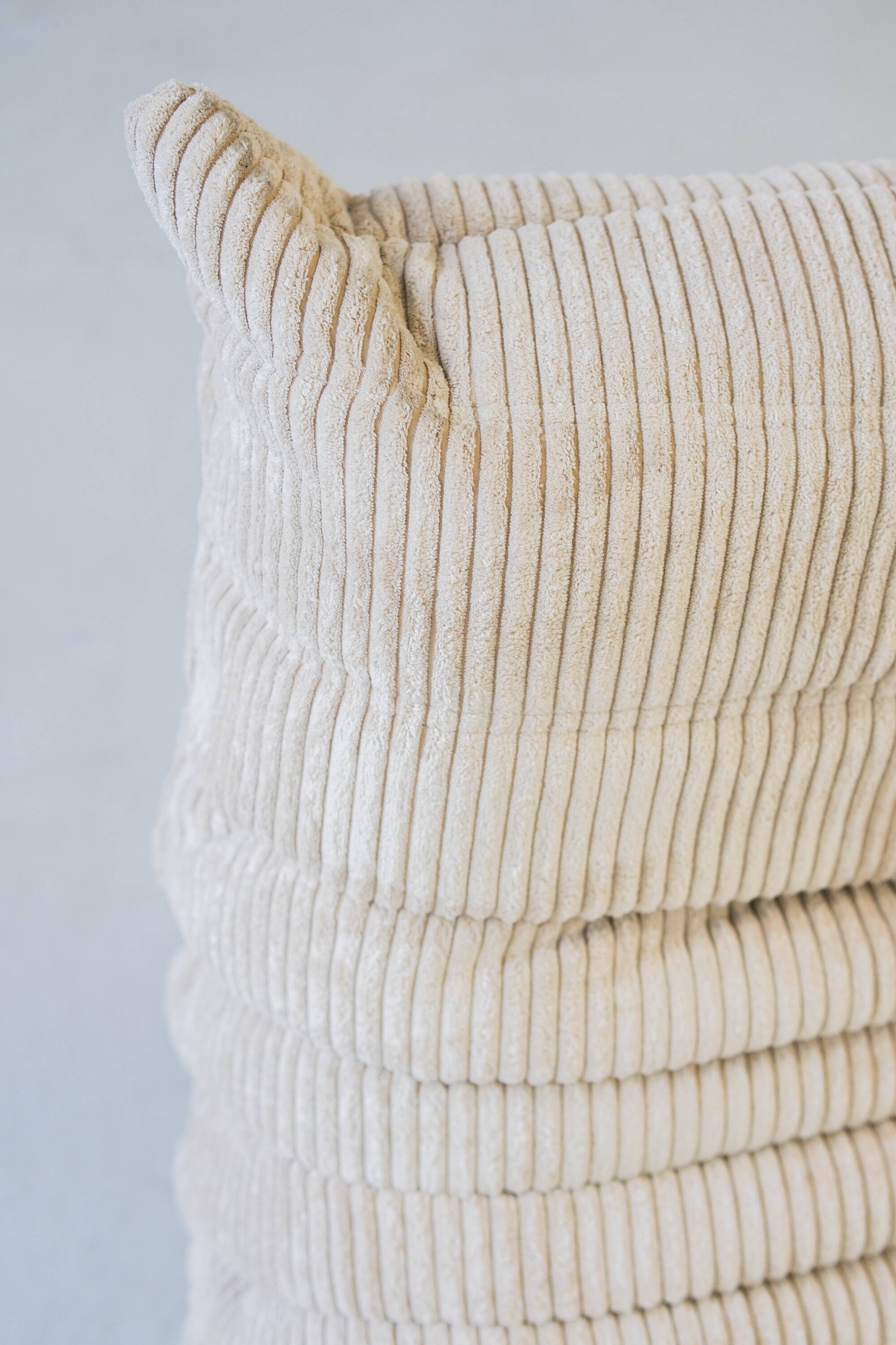 Modèle de canapé Togo conçu par Michel Ducaroy en 1973