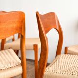 Lot de 8 chaises de salle à manger modèle 71 en teck par Niels O. Møller