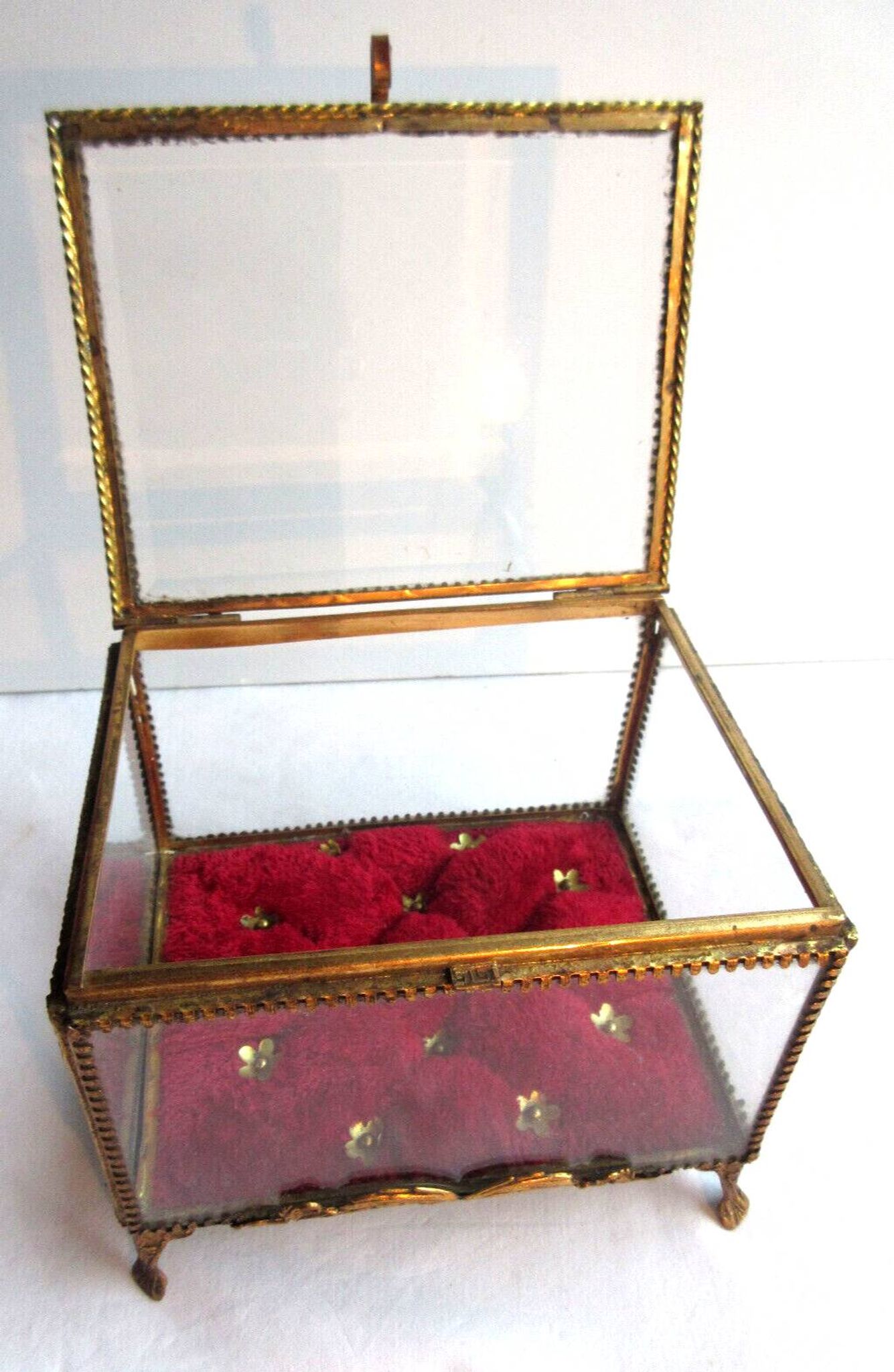 Napoleon III jewelry box, beveled glass and gilded brass, red padded, 4 feet