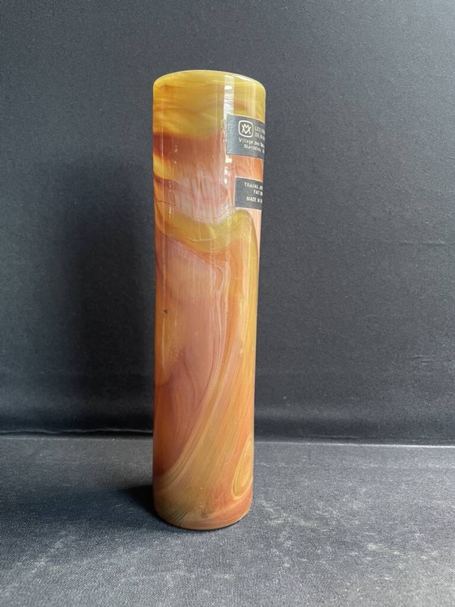 Vase cylindrique signé – Verriers de Maure Vieil
