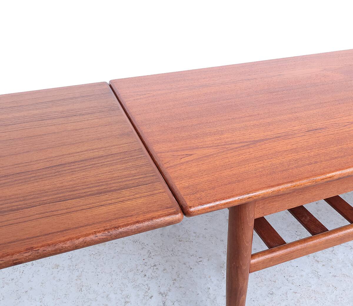 Danish design extendable coffee table by Trioh, 1960s