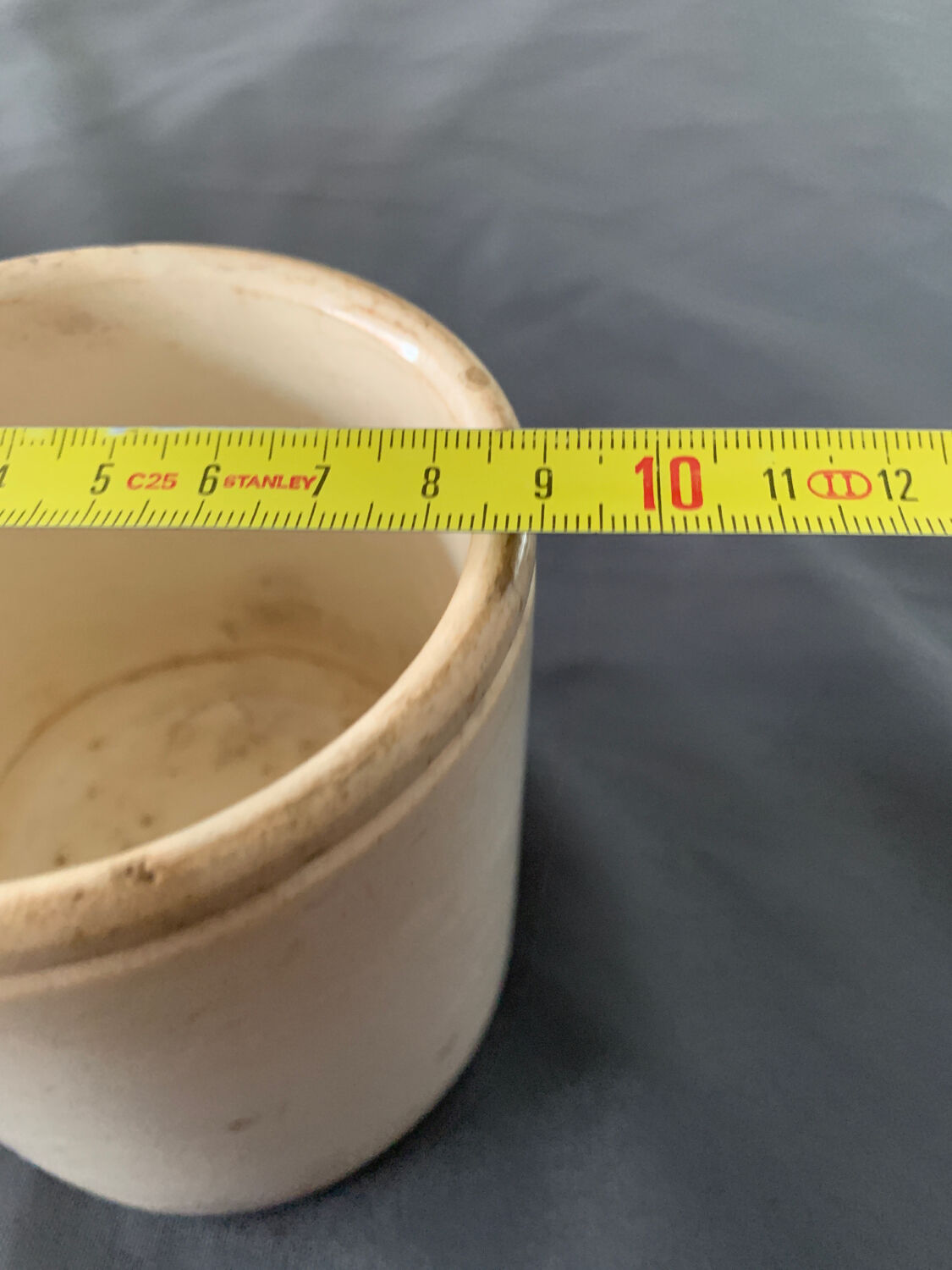 Old ceramic pot Maling Newcastle