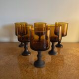 Verres avec pieds en bois