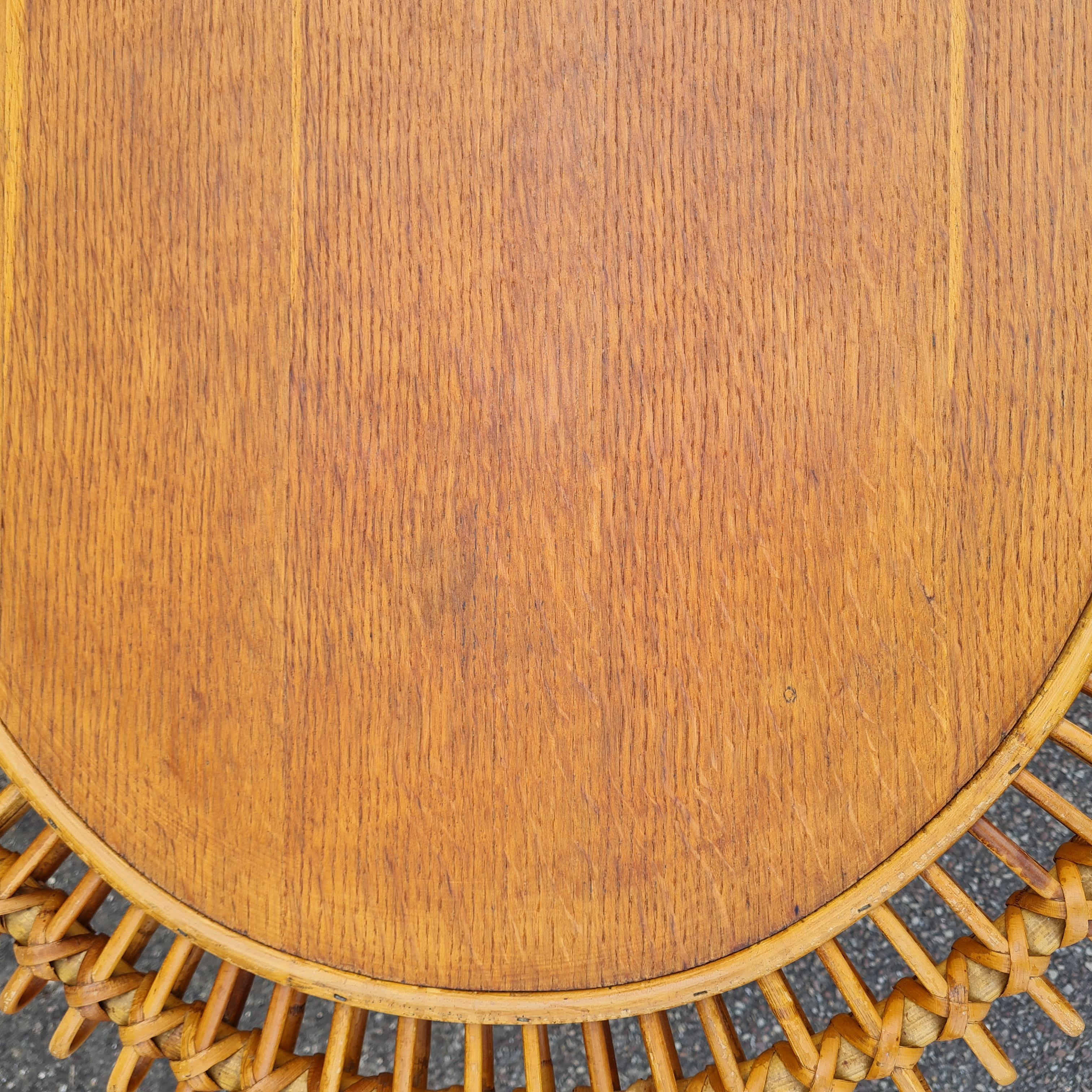 Table basse en rotin années 50