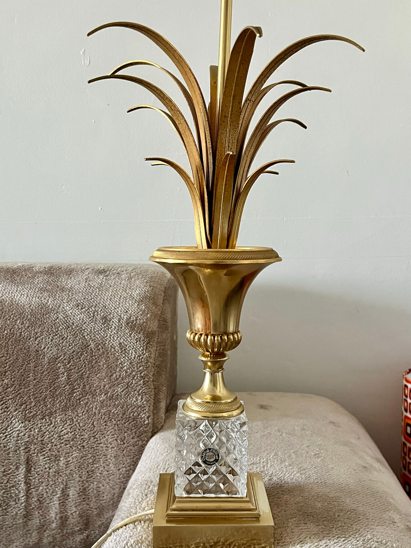 Table lamp