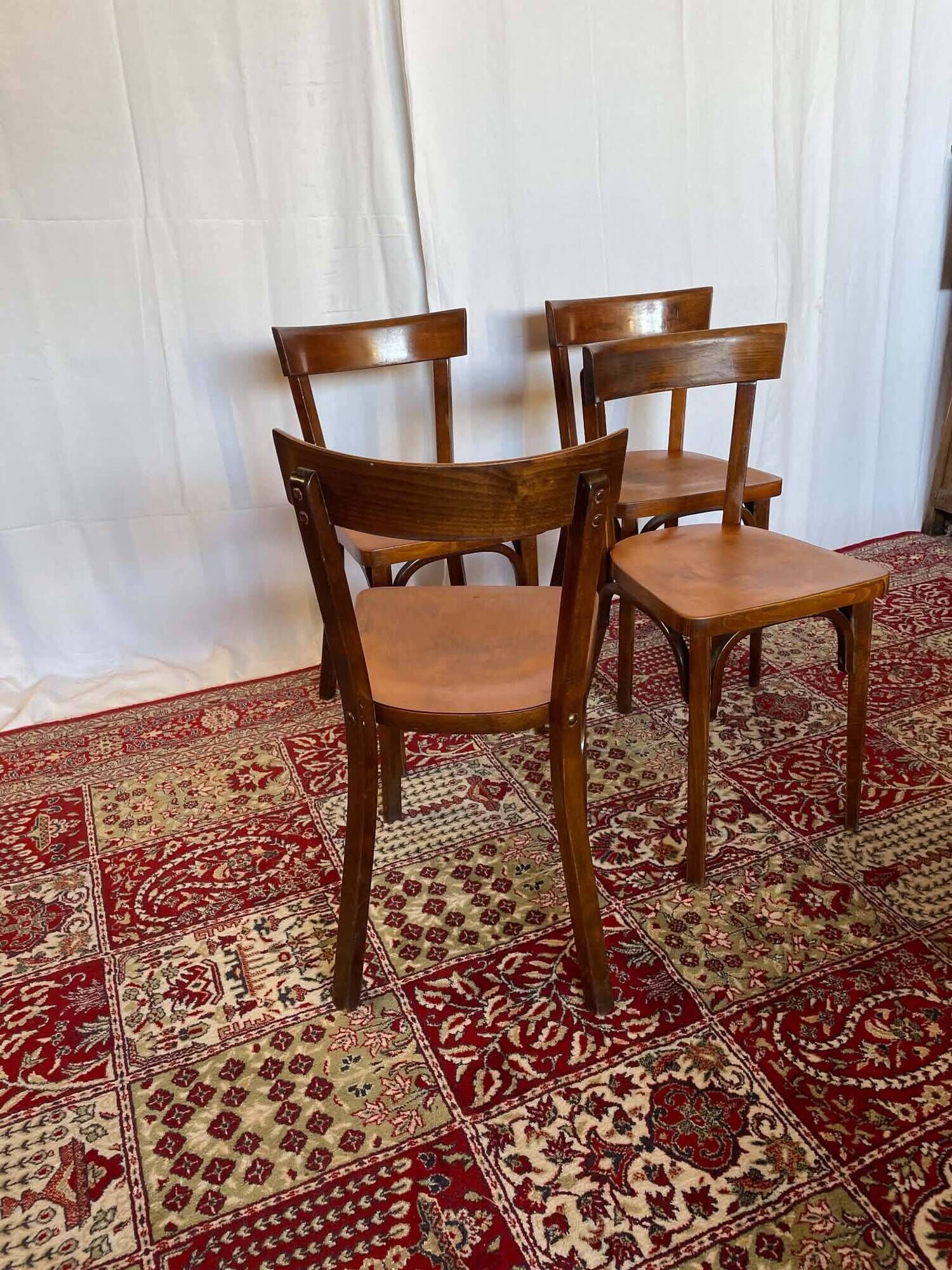 Set of 4 vintage Baumann wooden chairs – Bistro style