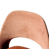 Pair of "Conference" chairs by Eero Saarinen in velvet Knoll