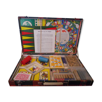 Old suitcase of board games, 7 games, - Rachez Paris -