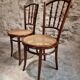 2 chaises bistrot viennoises Kohn antiques en bois courbé et cannage, Autriche vers 1900–1930
