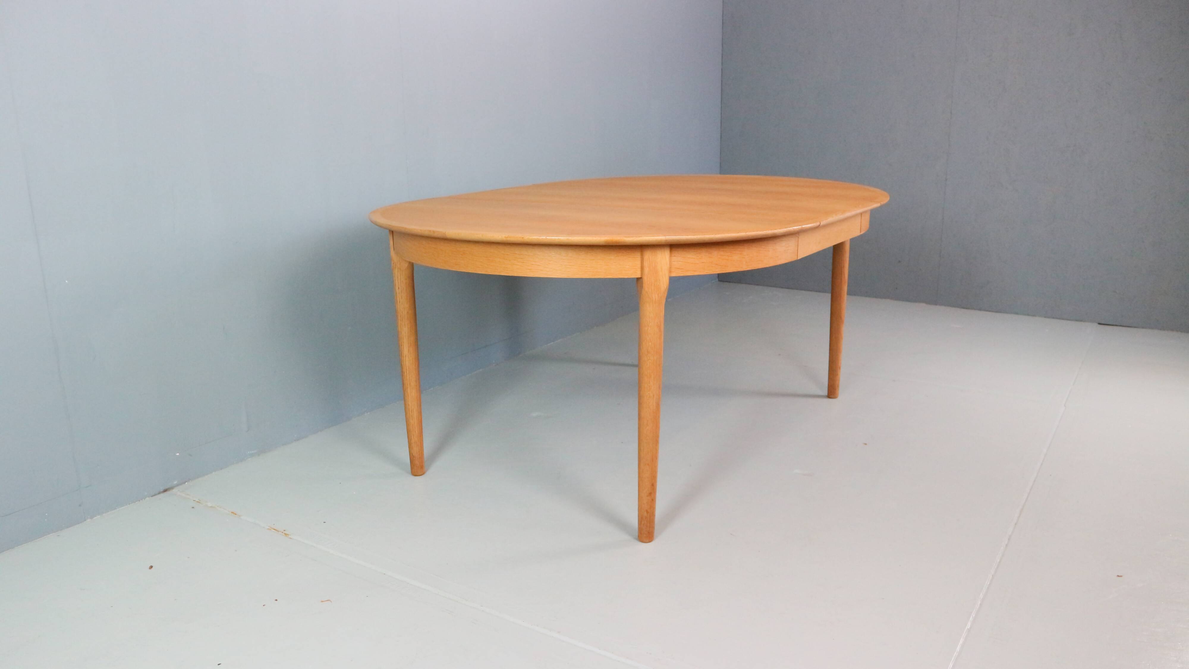 Danish Oak Round Extendable Dining Table By Rosengaarden 1960 Denmark