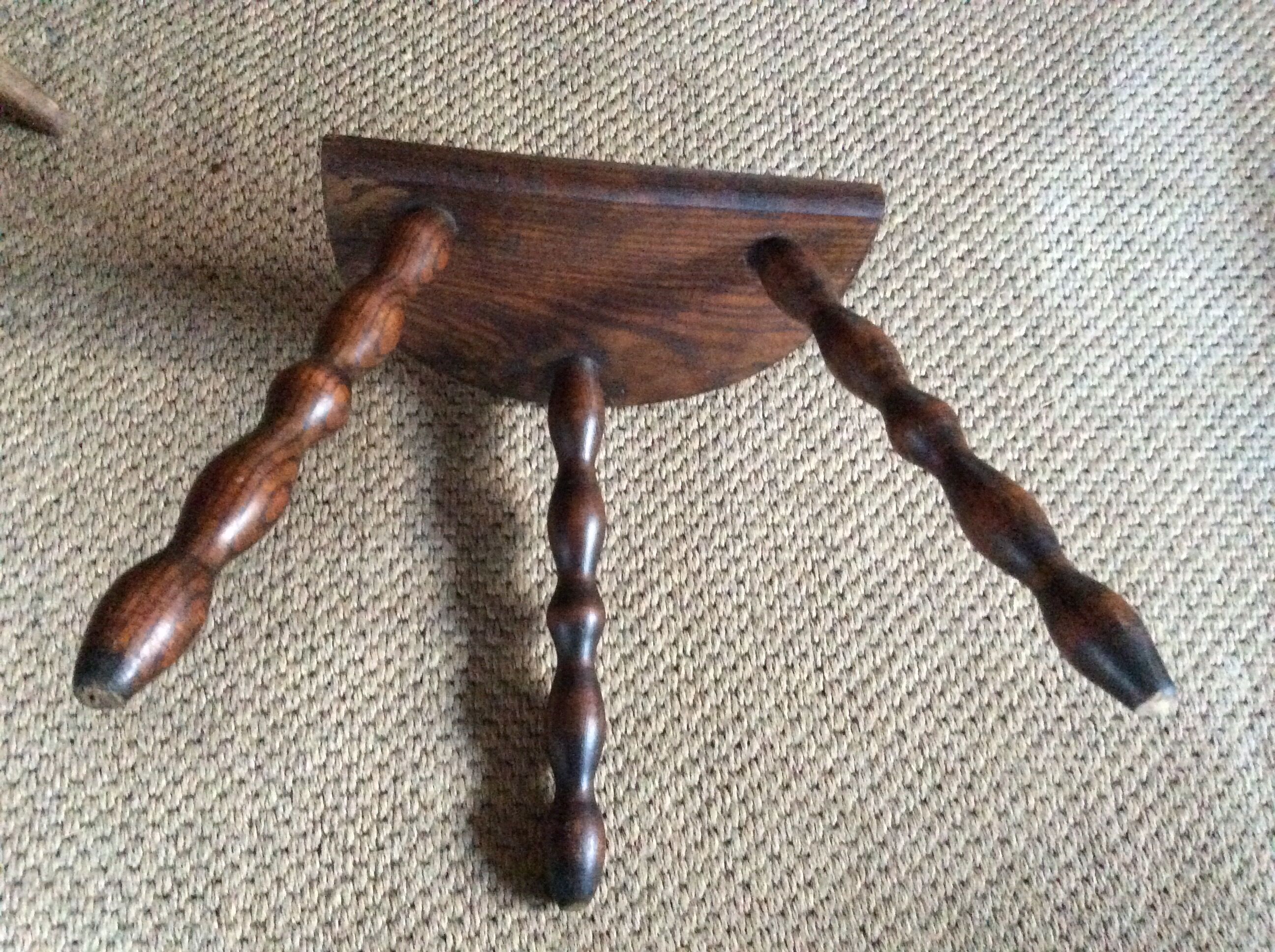 Tripod stool