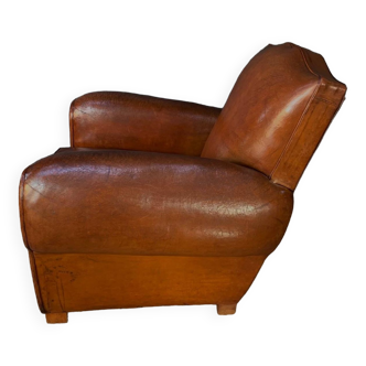 Fauteuil club français en cuir, modèle moustache caramel vers 1930